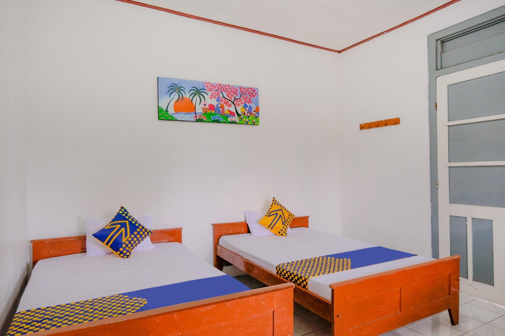 Oyo Life 2638 Hotel Raya Саранган Экстерьер фото